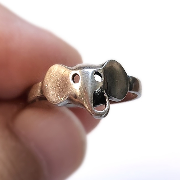 (6) VTG Silver Elephant Ring - Picture 4 of 8